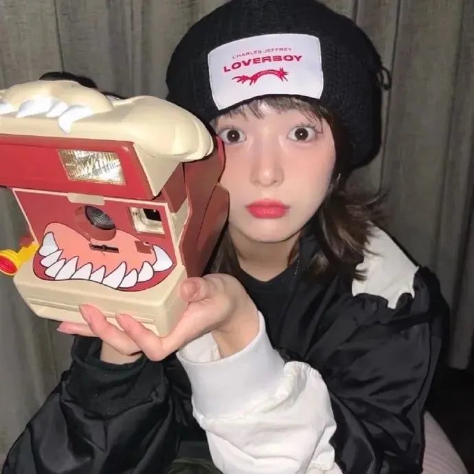 乌冬面之国的金色毛球
